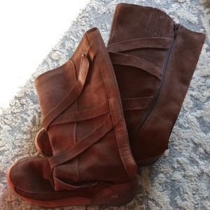 Skechers brown leather knee high boot size 8.5.